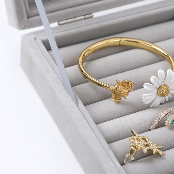 Mistico Velvet Carrying Case With Glass Cover Jewelry Ring Display Box (Random Colur)